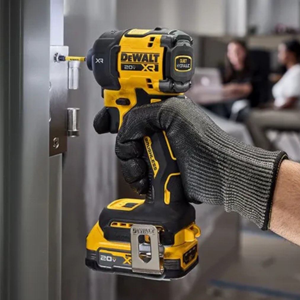 Máy Vặn Vít Pin Búa Dầu Chống Ồn DEWALT DCF870N