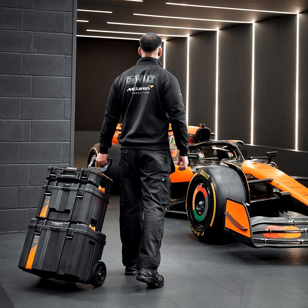 Thùng đồ nghề DWST60452-1 DeWalt x MCLAREN Limited Edition 3pce TSTAK Trolley