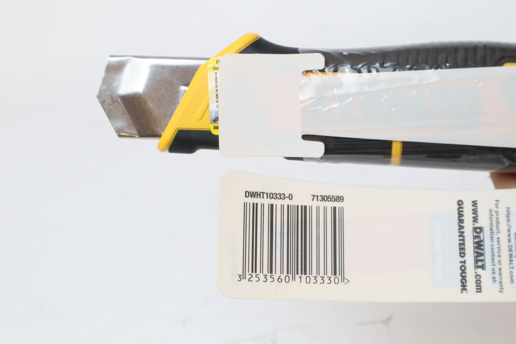 Dao rọc 25mm Dewalt DWHT10333-0-30