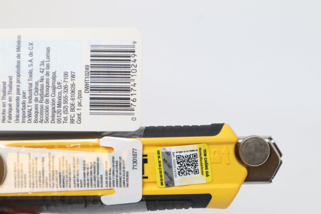 Dao rọc 18m Dewalt DWHT10249-30