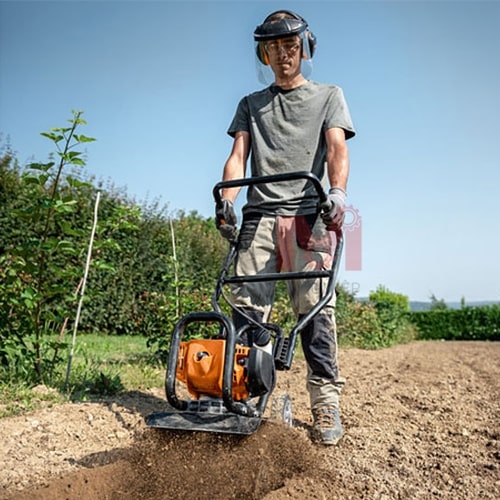 Máy xới đất BC230 dùng xăng STIHL YB01-011-5400