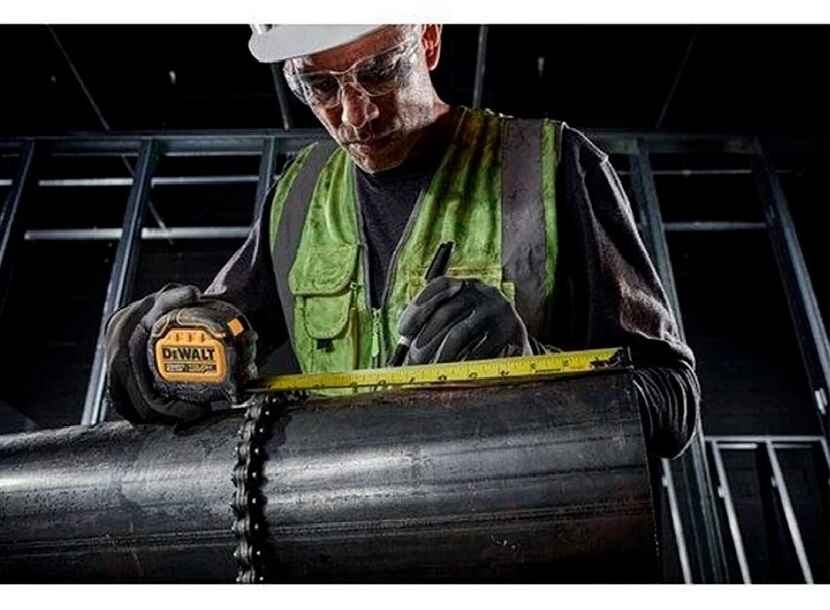 Thước kéo 8m Dewalt DWHT38126S