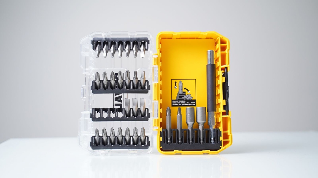Bộ mũi vặn vít 29 chi tiết Dewalt DW2162