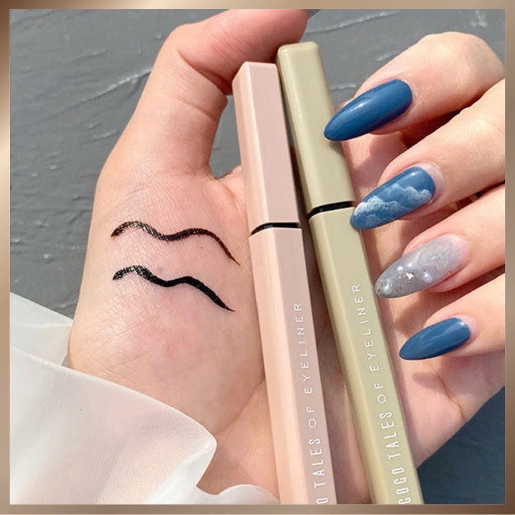 Bút Kẻ Mắt Nước Không Trôi Gogo Tales Fine Make Up Eyeliner 0.6g