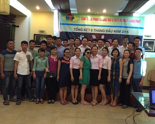Công ty Mạnh Hưng Phát tổ chức hoạt động tổng kết 6 tháng đầu năm 2015