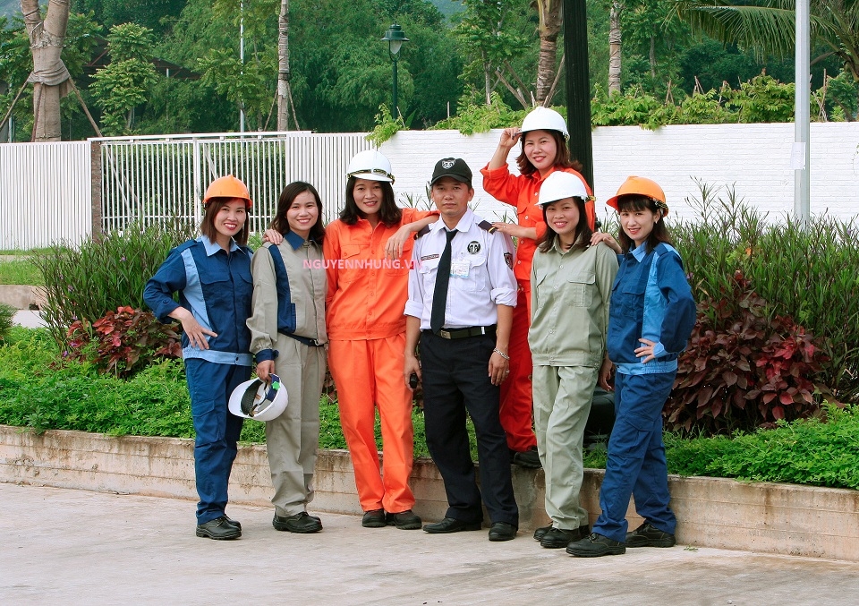 Các loại Quần áo bảo hộ lao động Nguyễn Nhung