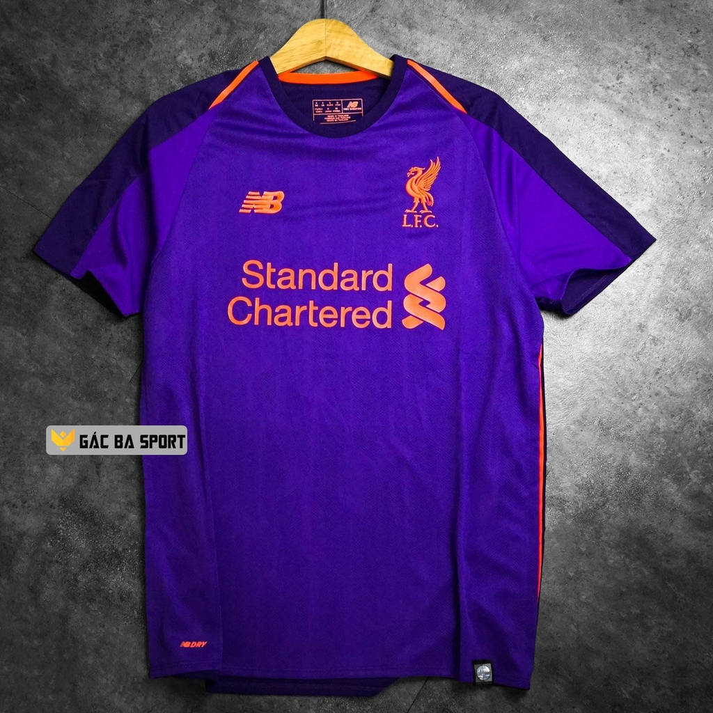 Quần áo bóng đá Liverpool sân khách 2018/19 tím
