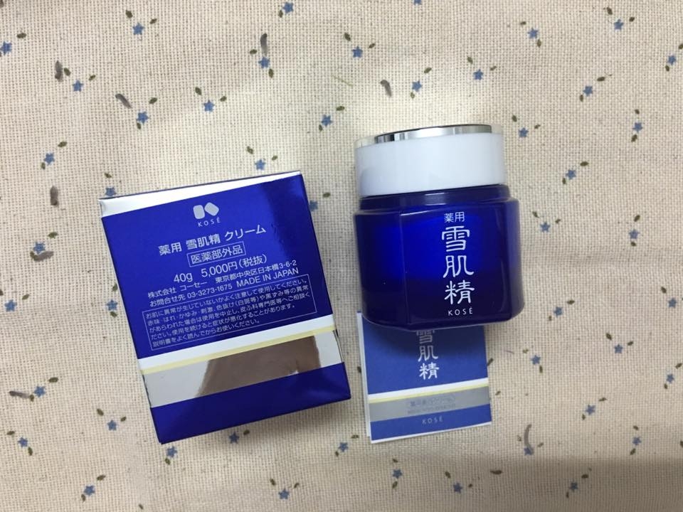 Kem dưỡng ẩm cho da thường KOSE SEKKISEI MEDICATED