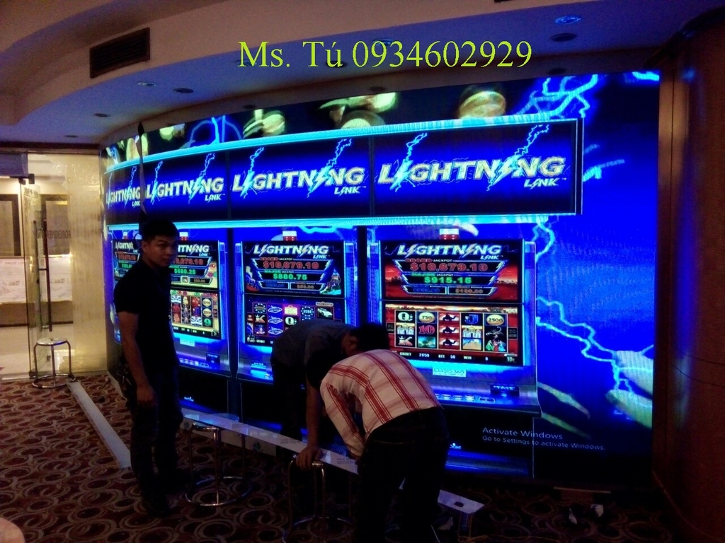 man hinh led p2.5 cong