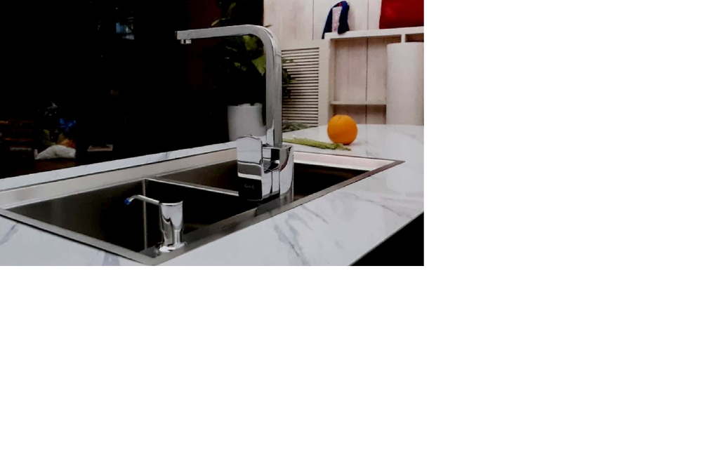 Vòi rửa bát nóng lạnh Bello BL - 600769