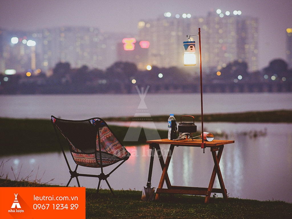 Chân treo đèn dã ngoại Naturehike NH20PJ001