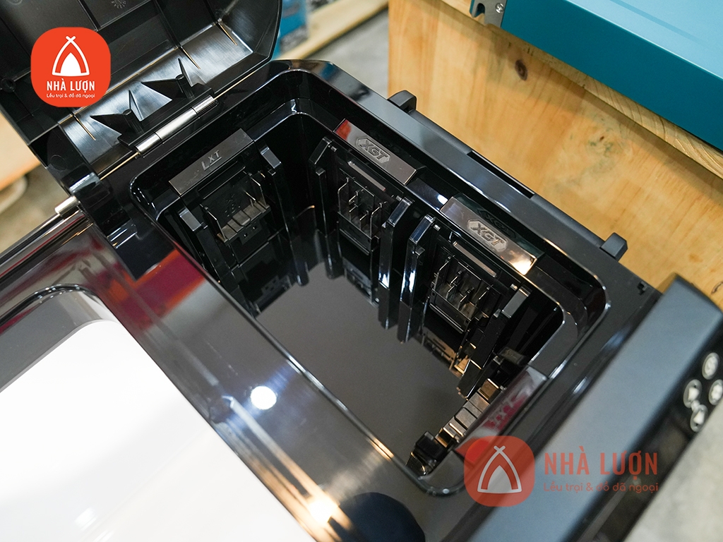 Tủ lạnh di động  dùng pin Makita CW004GZ - 29L