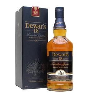 Bán rượu Dewar's 18