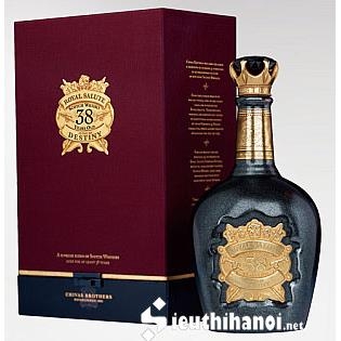 Bán rượu Chivas Regal 38 năm