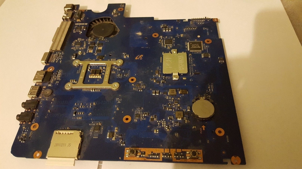 Thay Main SAMSUNG (NP305V5A)  BA41-01677A