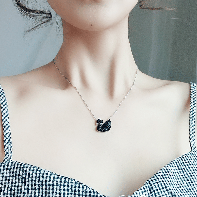 Dây chuyền Thép Titan không gỉ thiên nga đen TN01