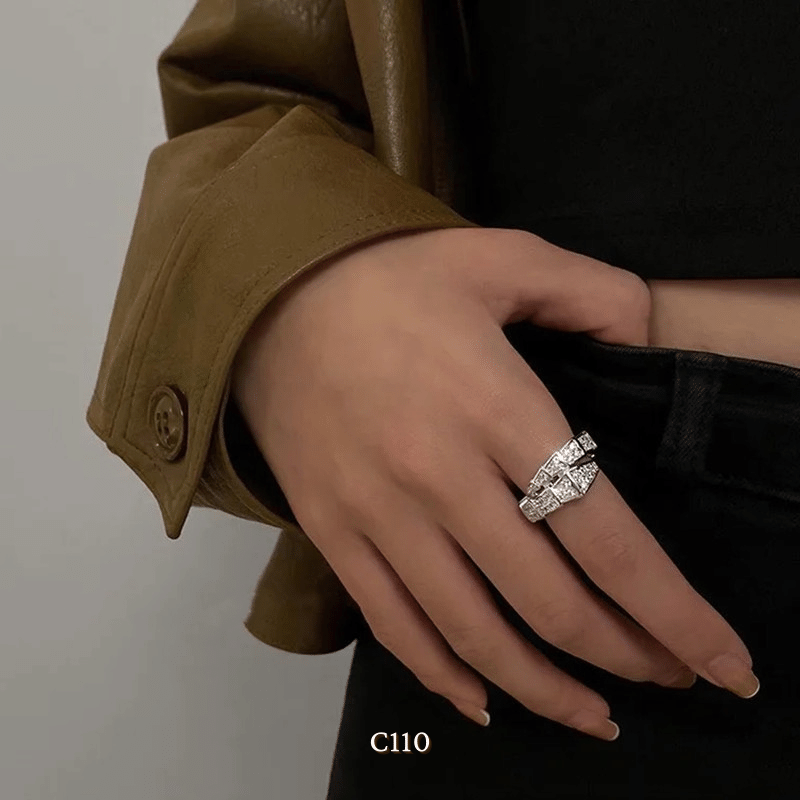 Nhẫn nữ hình rắn nạm đá cao cấp có thể tùy chỉnh size phong cách thời trang cá tính - C110