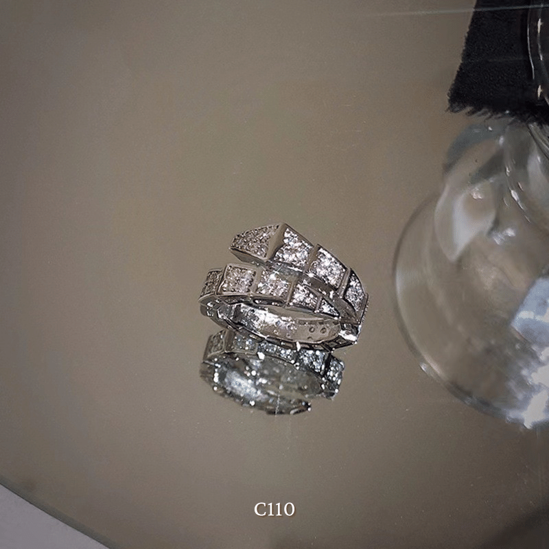 Nhẫn nữ hình rắn nạm đá cao cấp có thể tùy chỉnh size phong cách thời trang cá tính - C110