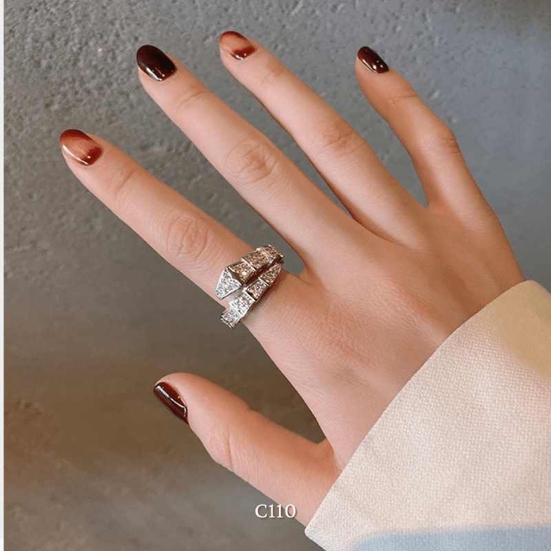 Nhẫn nữ hình rắn nạm đá cao cấp có thể tùy chỉnh size phong cách thời trang cá tính - C110