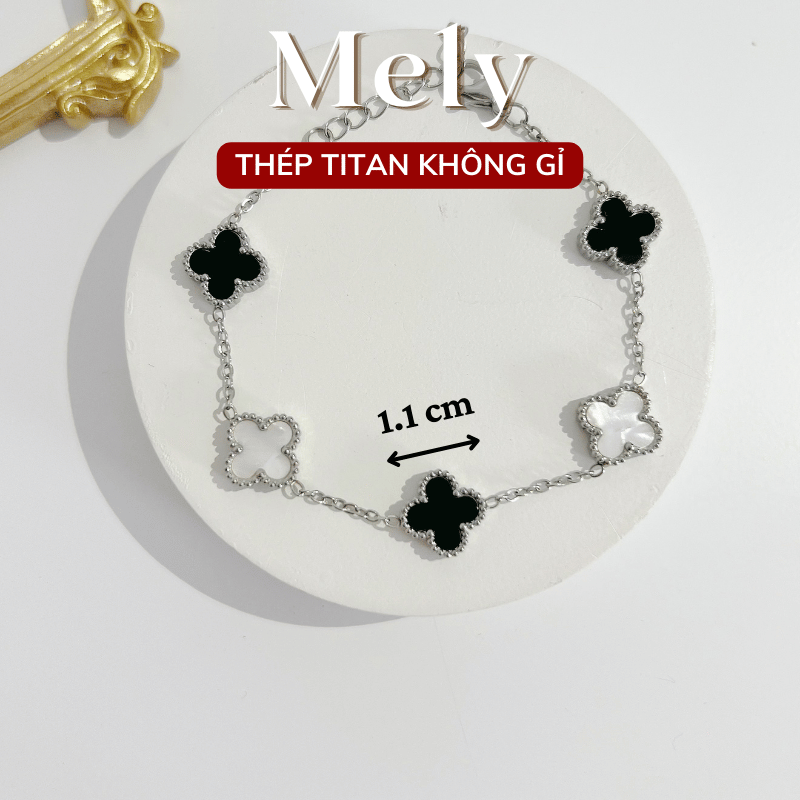 Vòng tay Thép Titan không gỉ  cỏ bốn lá loại 1.1cm TT115