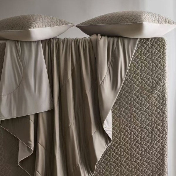 Chăn băng Mark Cross dòng Girato màu nâu