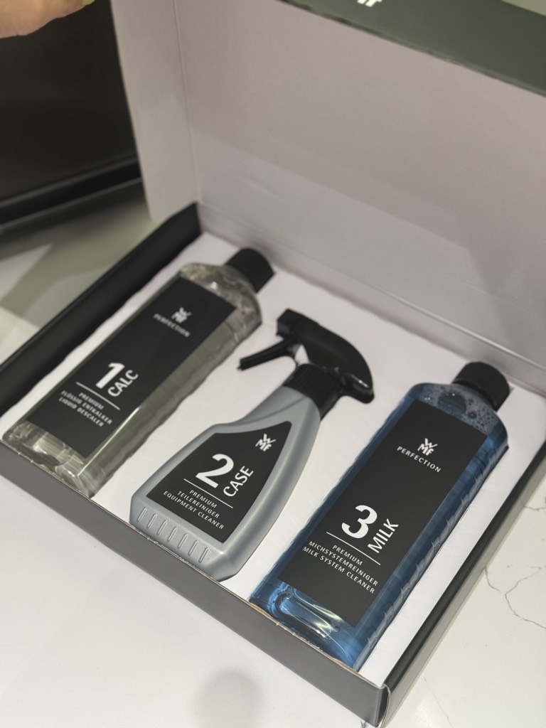 Dung dịch vệ sinh máy pha cafe tự động WMF (XW13D000) (sét 3 chai)