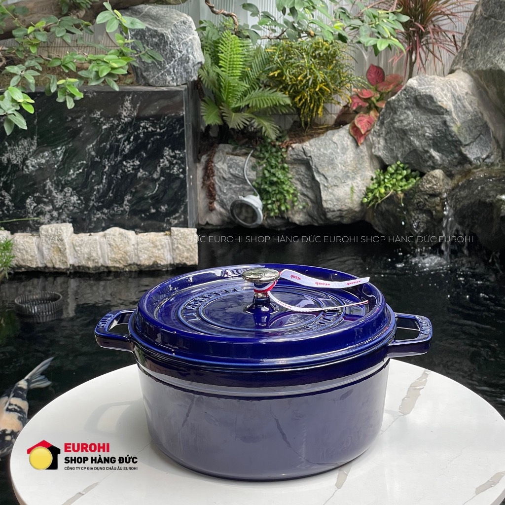 Nồi gang Staub Dark Blue 26cm 5.2L-  màu xanh dương đậm (1102691)