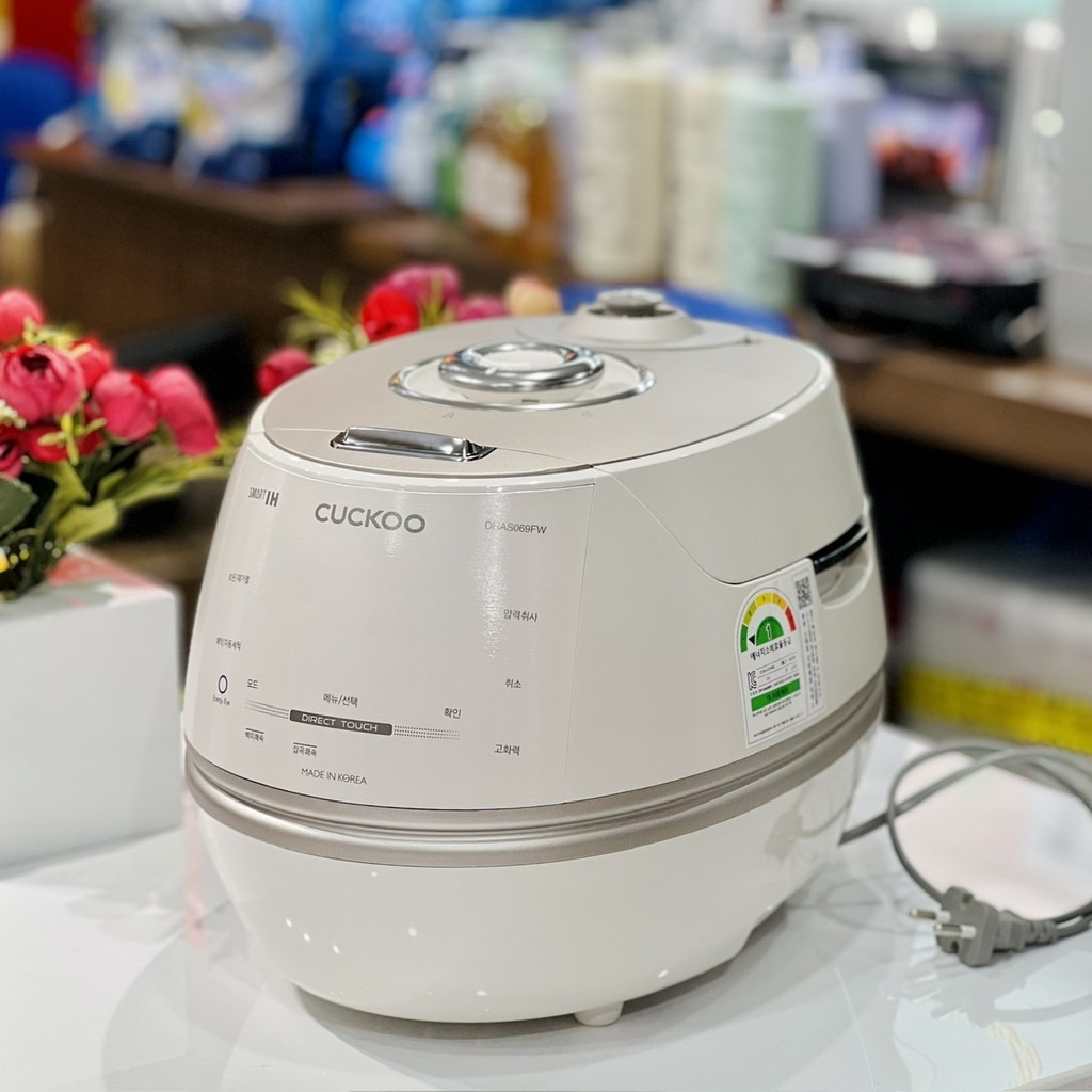 Nồi cơm cao tần Cuckoo DHAS069FW 1.08L (lòng nồi inox)