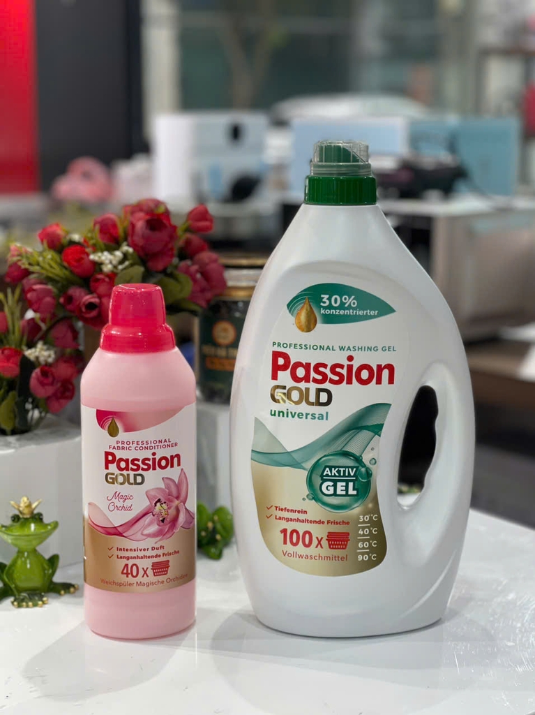 Set nước giặt Passion 4L (tặng nước xả Passion 1L Hồng)