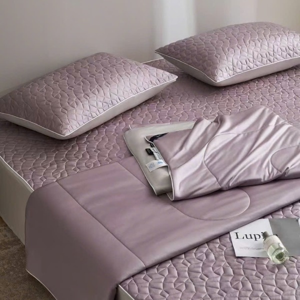 Bộ ga và vỏ gối Mark Cross dòng Girato màu tím 1m8*2m