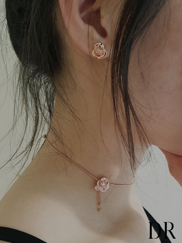 Khuyên tai Lady Rosa