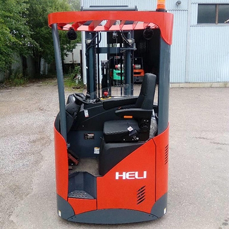 xe nâng reach truck 1.6-2 tấn