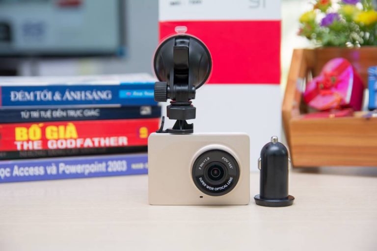 Camera Hành Trình Xiaomi Yi Car 2 1296P