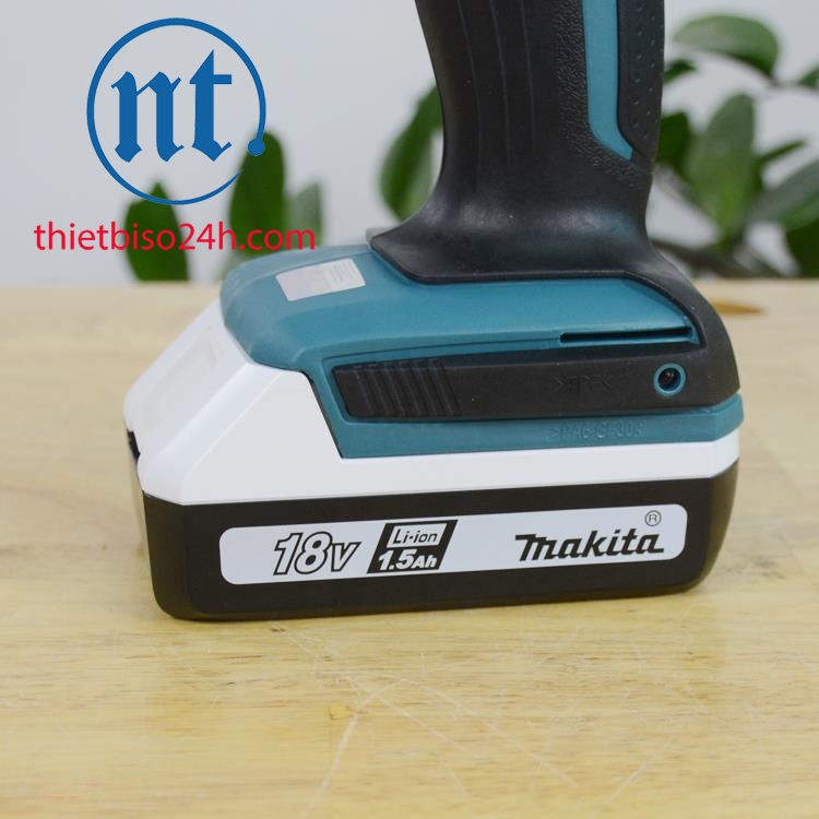 Máy khoan vặn vít dùng pin Makita DF457DWE 18V