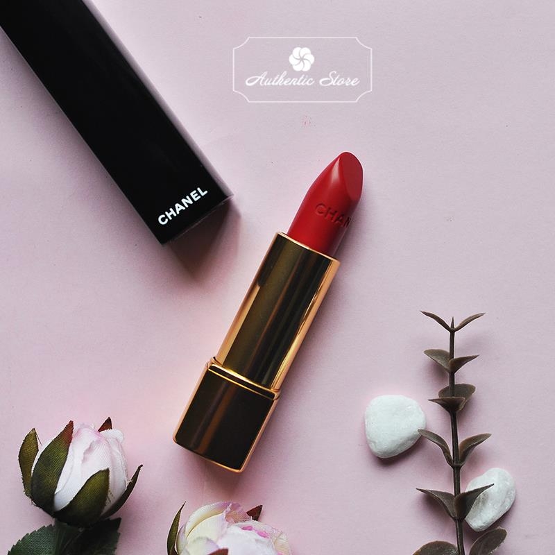 Son Chanel rouge allure velvet lipstick
