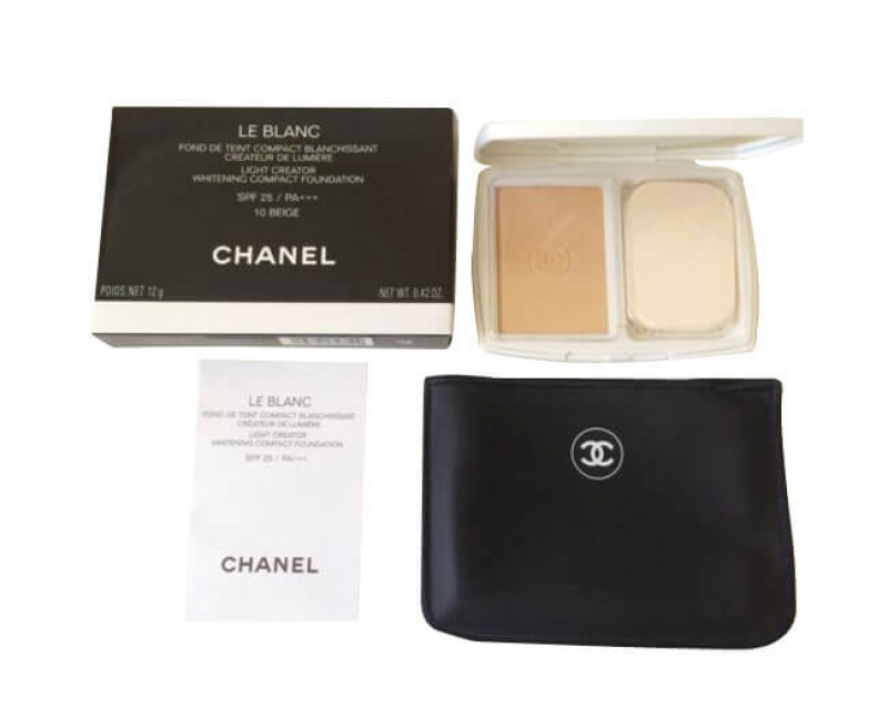Phấn phủ Chanel Le Blanc Light Creator Whitening SPF25