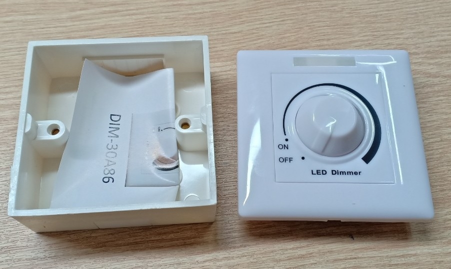 Dimmer 12V-30A-L