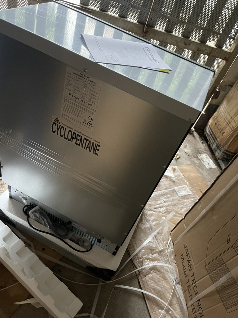 Máy làm đá viên TAKAIPRO 150 KG TK-HZB150