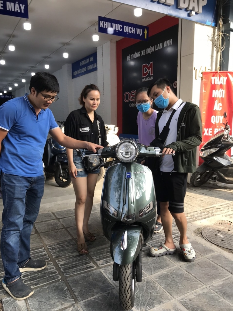 Đa dạng màu sắc những chiếc xe ga 50cc