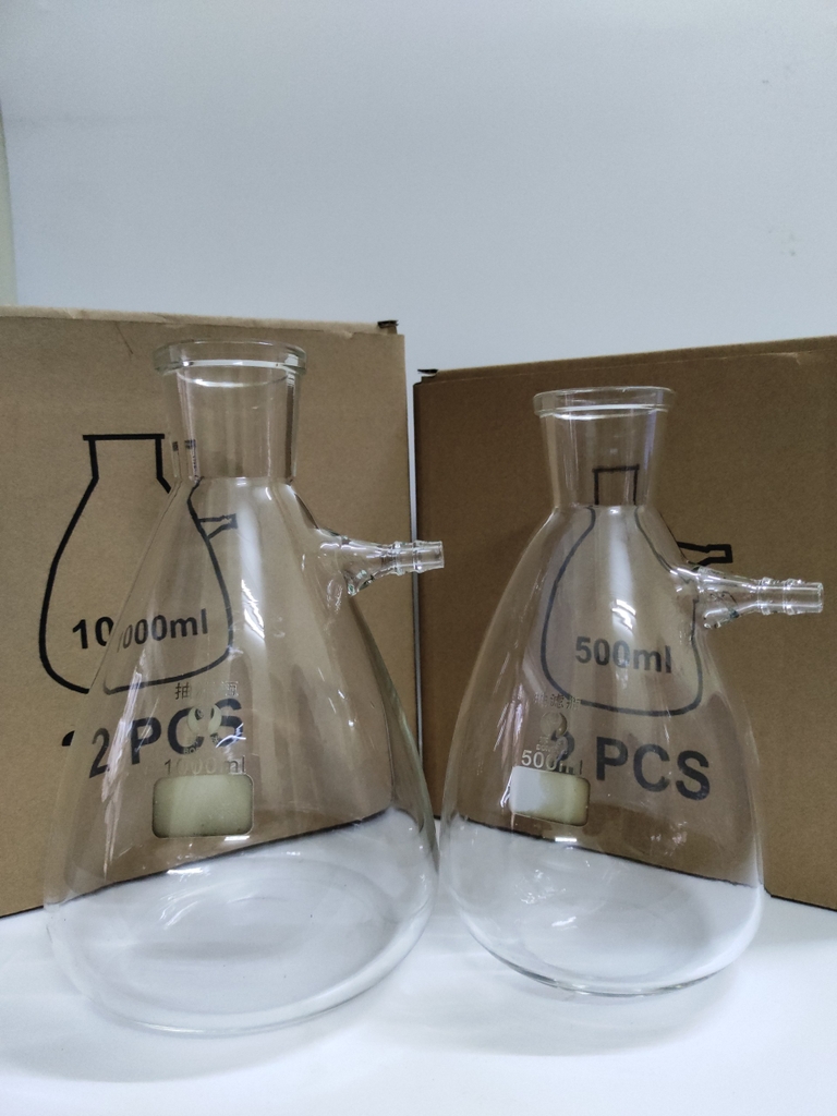 Tam giác có nhánh (có vòi hút chân không)