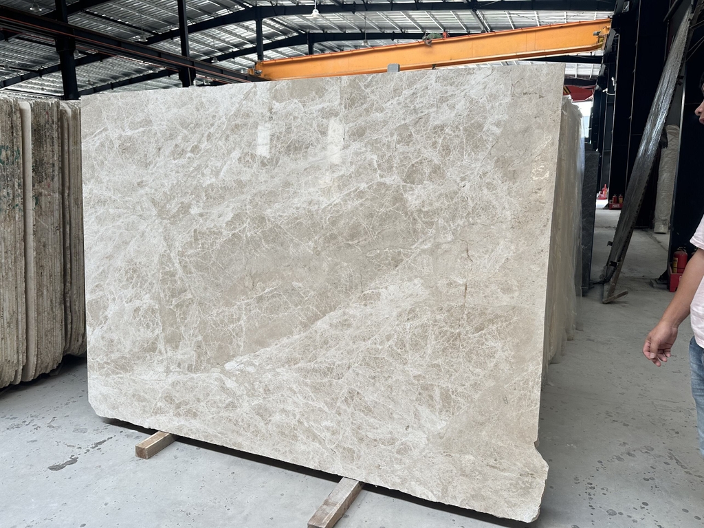 NATURAL STONE - EXMT02 - IMPORTED STONE BLOCK - LIGHT EMPERADOR