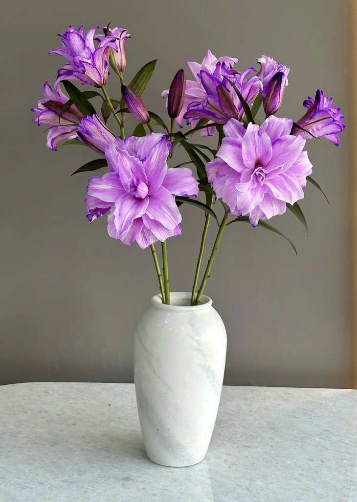 REAL MARBLE - FLOWER VASE - BH08 - CLOUDY WHITE