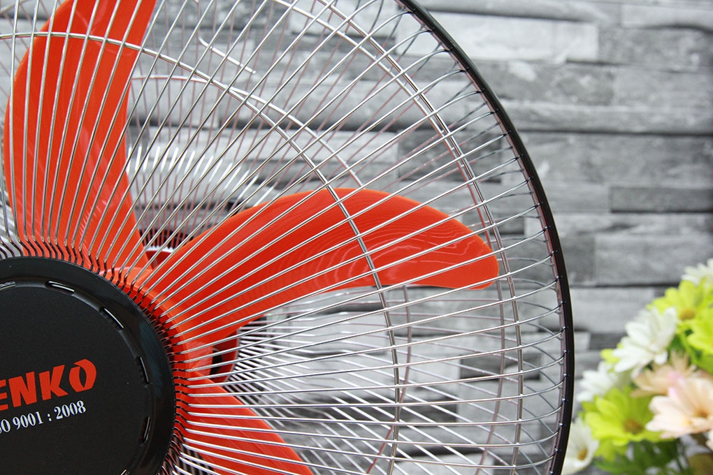 Quạt Đứng CN Senko DCN 1806 ( Màu ngẫu nhiên )