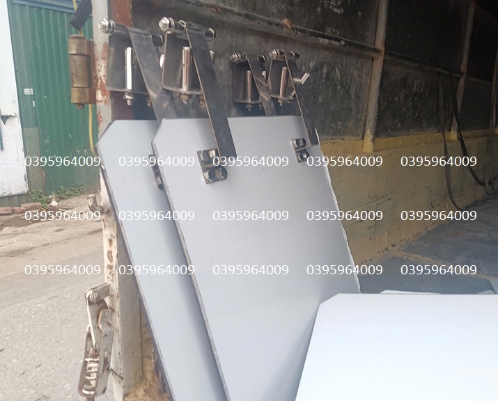 Khay ngăn mùi inox 304 gia công theo yêu cầu