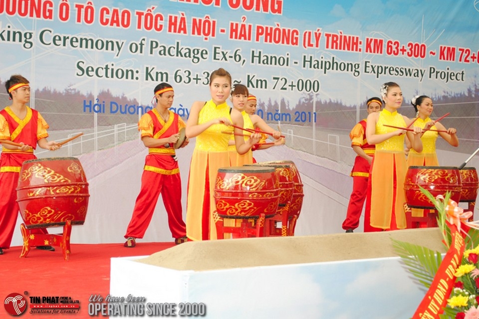 khởi công gói ex6 dự án đường cao tốc hà nội hải phòng lắp dựng nhà bạt