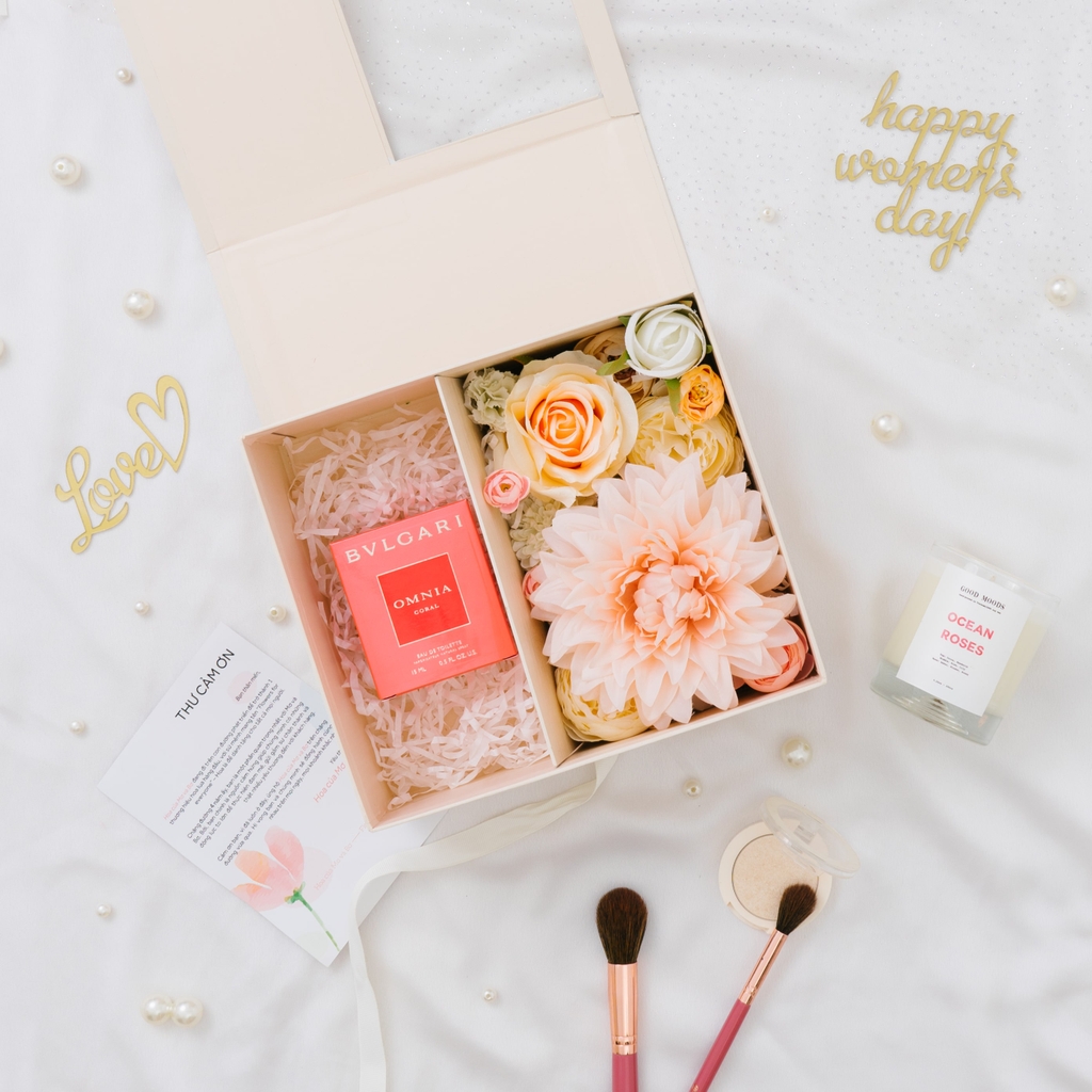 Love Box - Wonderlust