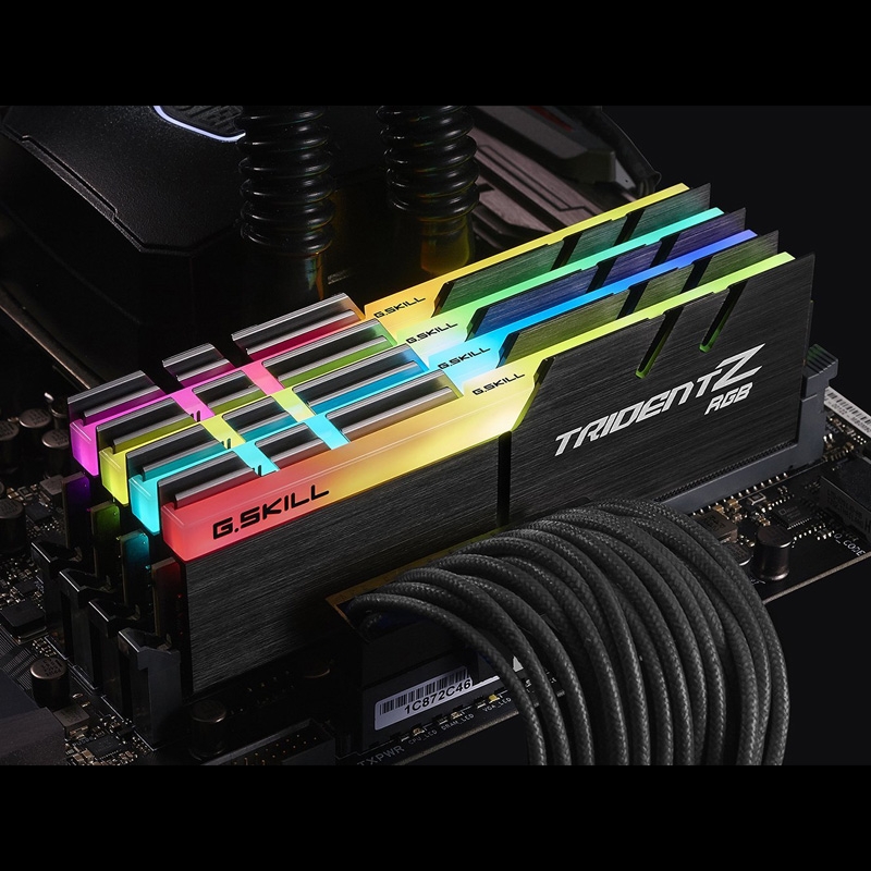 Ram PC G.SKILL Trident Z RGB 32GB 3600MHz DDR4 (16GBx2) F4-3600C18D-32GTZR