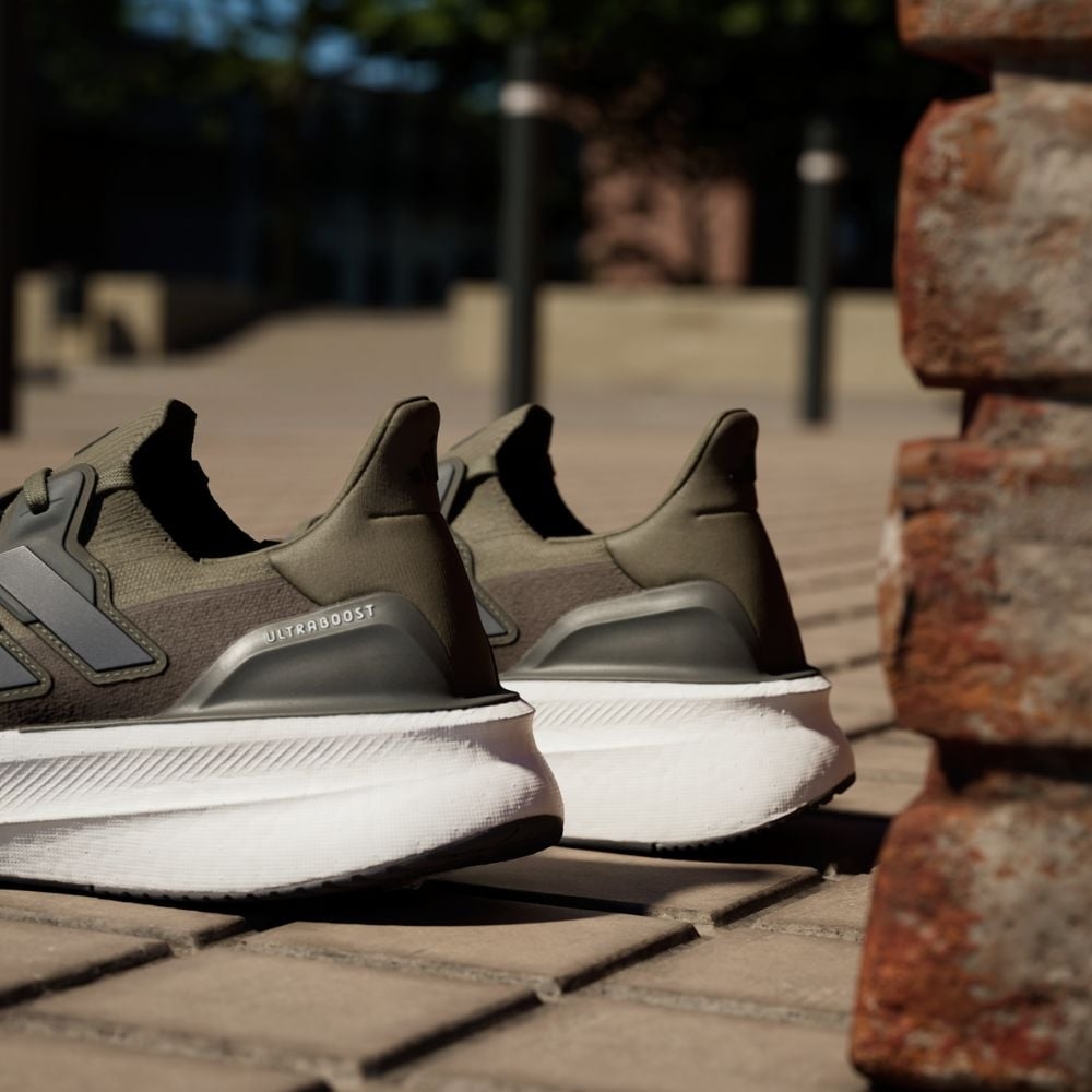 Giày chạy bộ adidas Ultraboost 5 Nam - ID8815