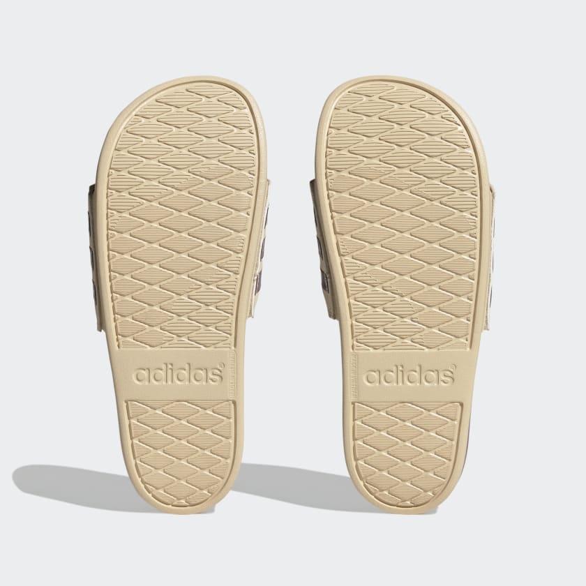 Dép quai ngang nữ adidas Adilette Comfort H03621