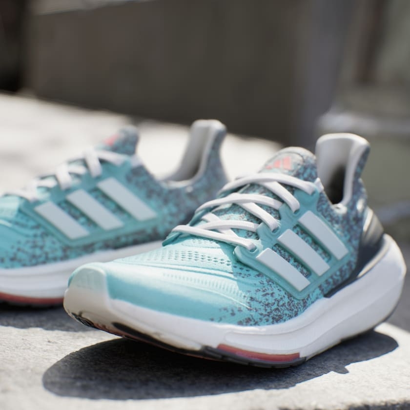 Giày chạy bộ ULTRABOOST LIGHT W adidas Nữ IE1692